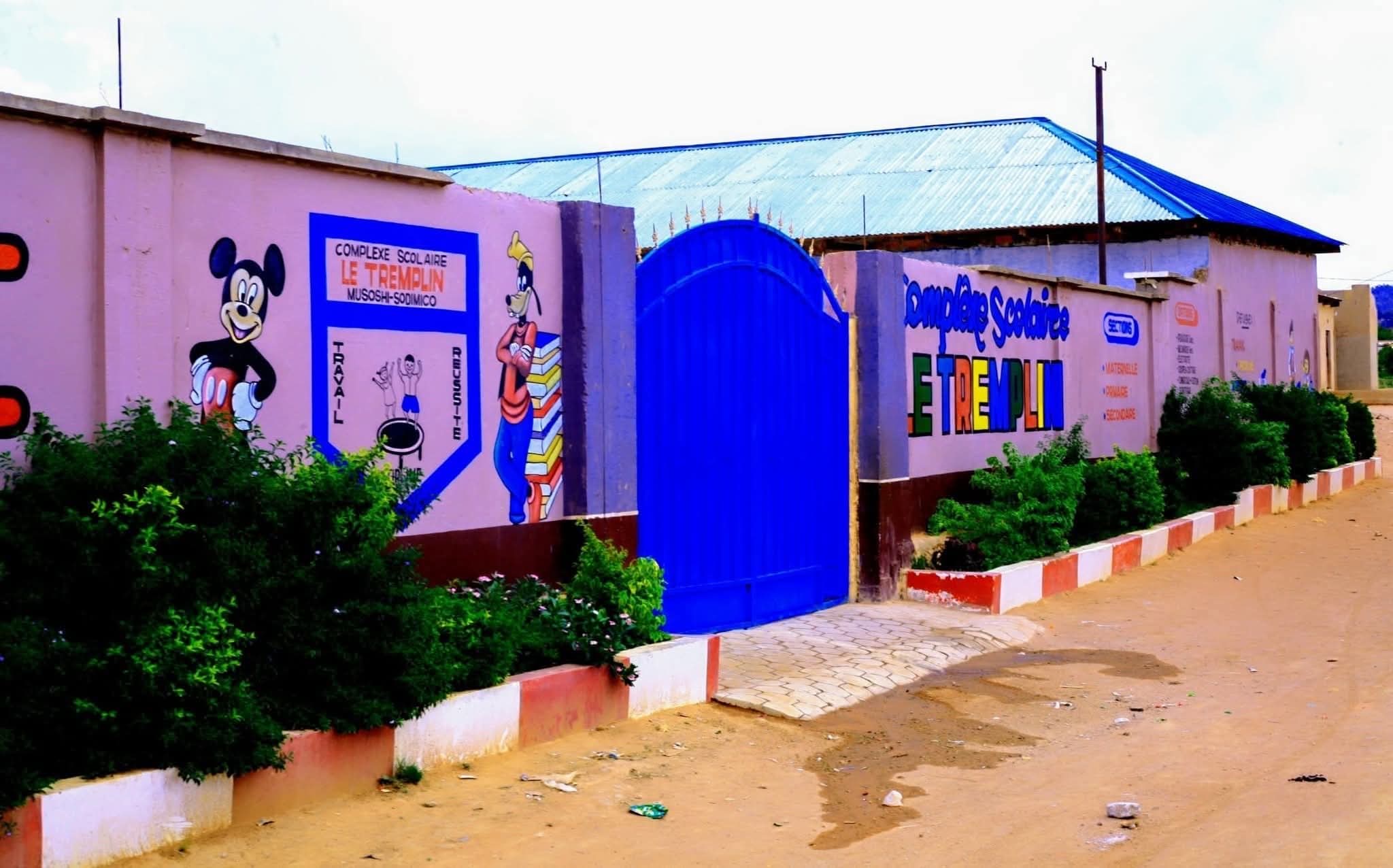 Bâtiment école 2